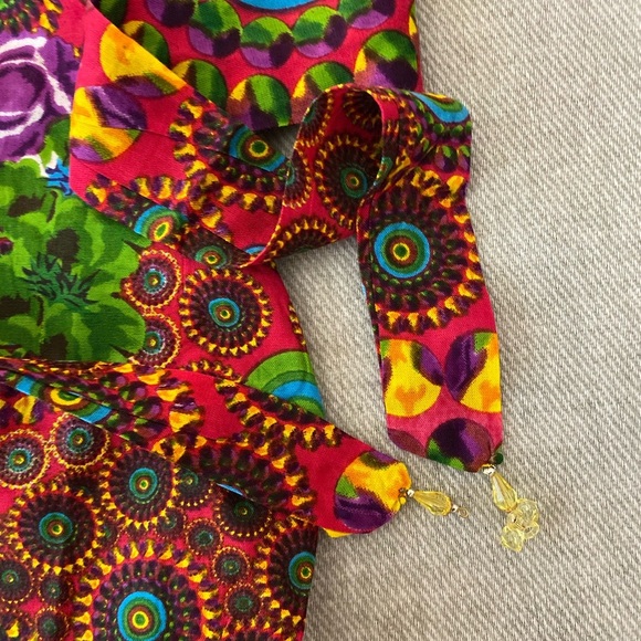 🎉SALE🎉Vibrant Multicolor Patterned Shorts - Picture 13 of 13